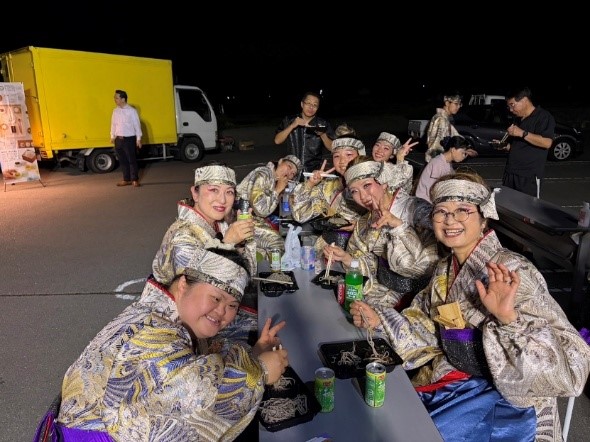 よさこい出演者の集合写真